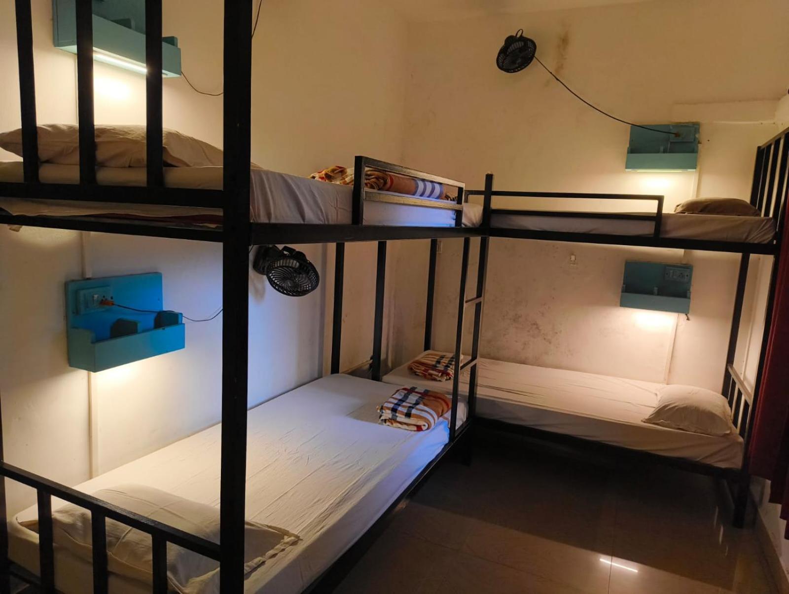 Mitra Hostel Arambol Quarto foto